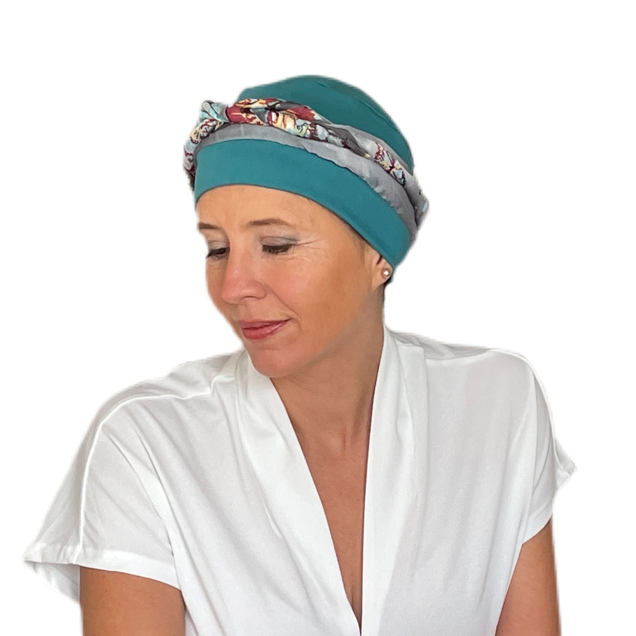 Pre-Tied Head Scarves vs Square Head Scarves: Which Is Right for You?